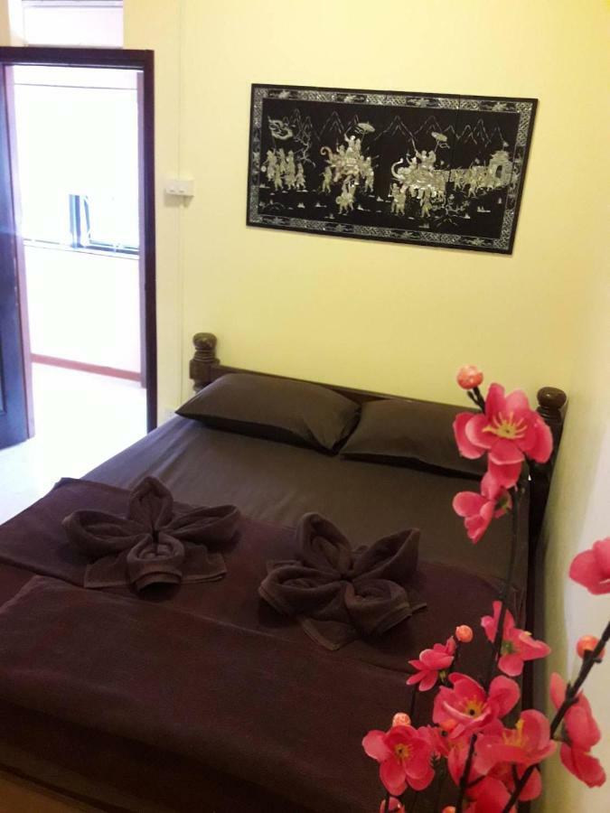 Ruan Ben Ja Don Mueang,Bangkok Hostel Exteriör bild