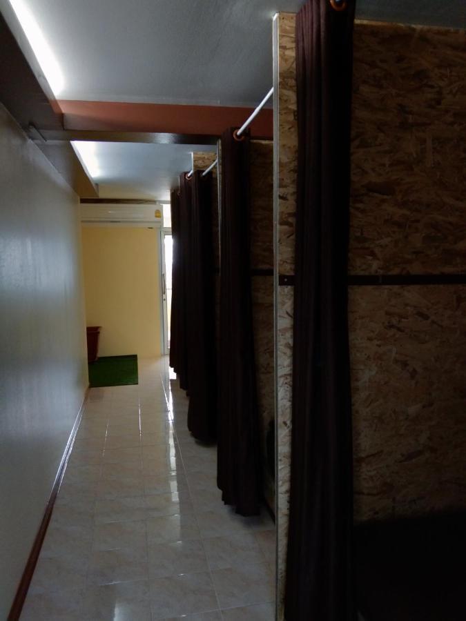 Ruan Ben Ja Don Mueang,Bangkok Hostel Exteriör bild